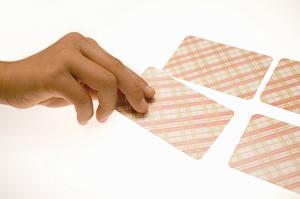 「オリジナルデザインで魅力を引き出す！車用マグネットシートの活用法と作成ガイド」